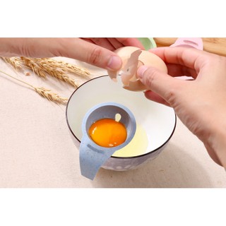 Dụng cụ tách lòng đỏ trứng từ lúa mạch