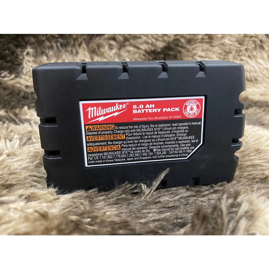 Vỏ mạch Milwaukee 5s-2p 18V 8AH cell 21700, nhận sạc zin. BN.
