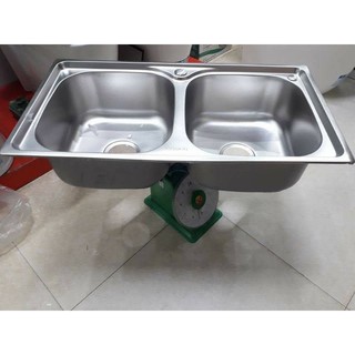 chậu rửa chén inox 2 hộc + bộ xả kích thước chậu dài 78* ngang43*cao 23