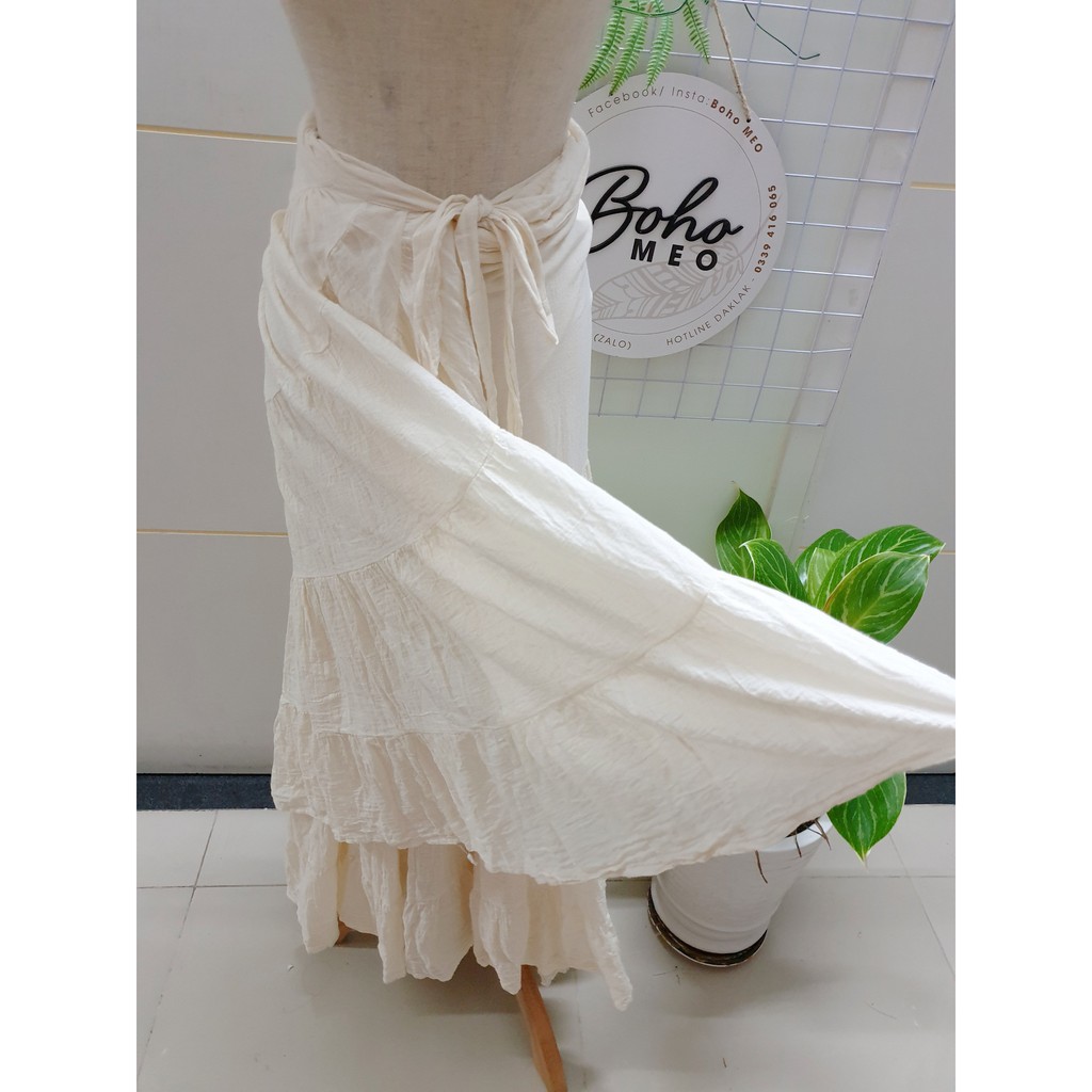 Chân váy quấn lệch xô kem