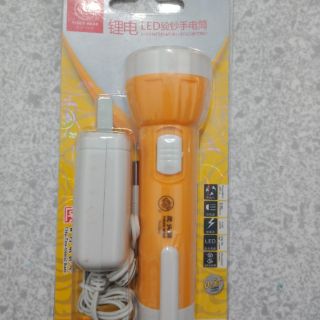 Đen pin có đèn soi tiền giả