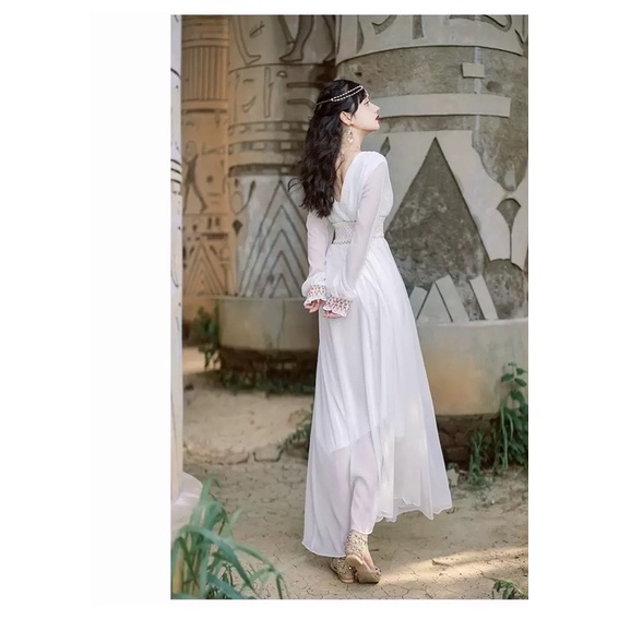 Váy Maxi Trắng Thảo Nguyên Sa Mạc