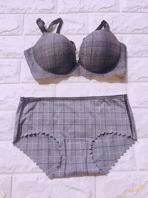 [Mã WAMST111 giảm 15k đơn 99k] BỘ ĐỒ LÓT SỌC KẺ NÂNG NGỰC CÁ TÍNH | BigBuy360 - bigbuy360.vn