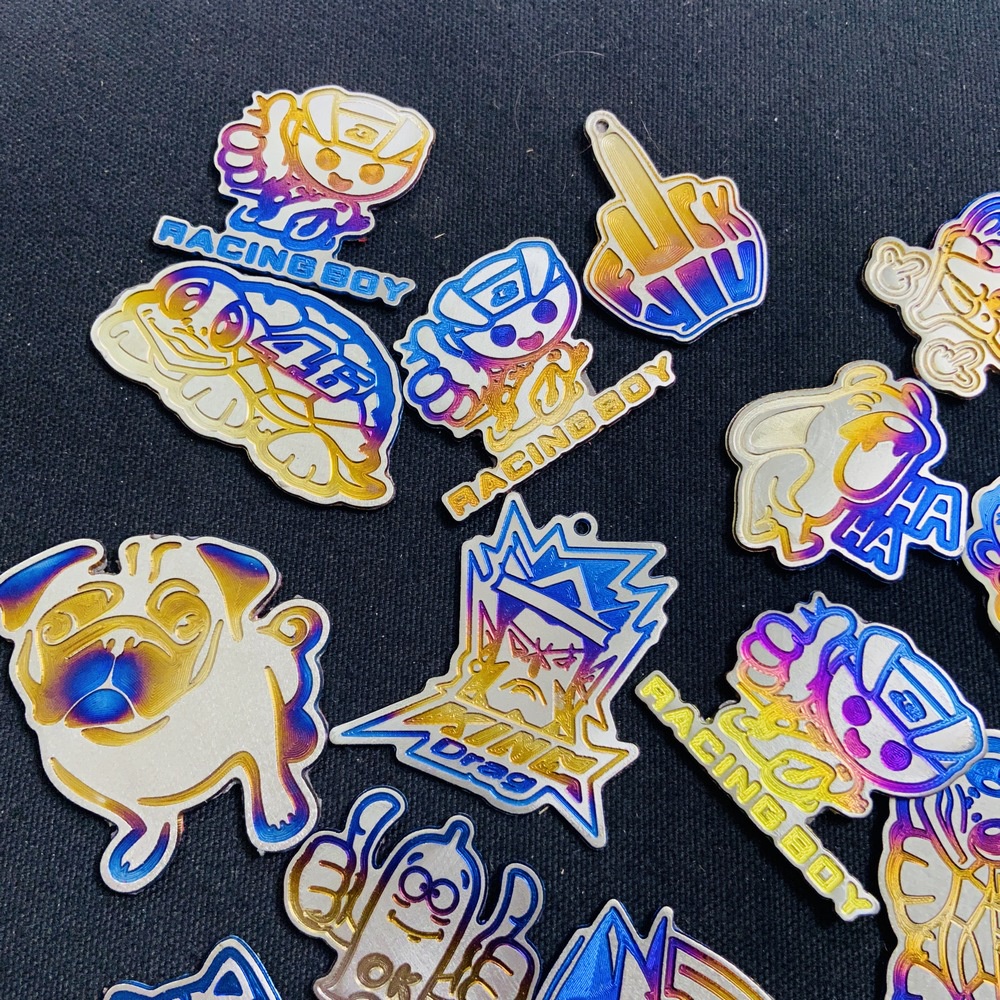 Logo titan dán mặt nạ các dòng xe SH, màu sắc xanh vàng mạnh mẽ ( có sẳn keo )