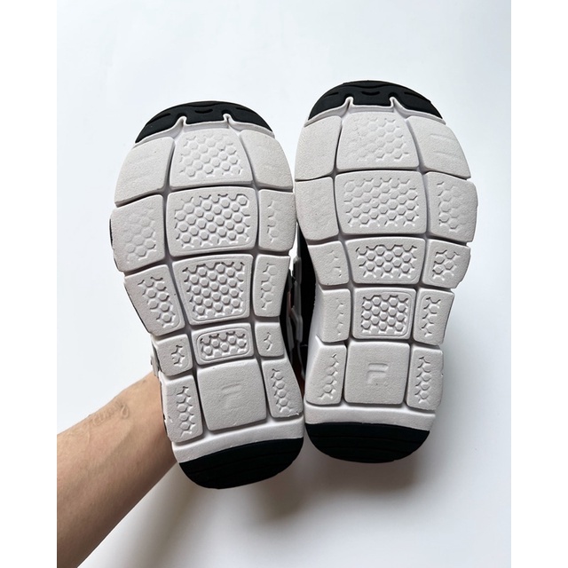 Giày chính hãng Em Bé