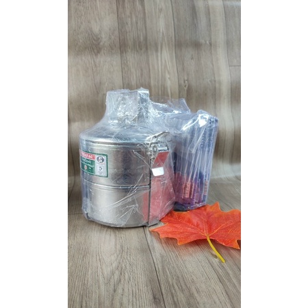 Bút Bi xanh tặng kèm ca và cà măng