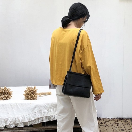 Túi Đeo Chéo Da Nâu Trơn Hàn Quốc