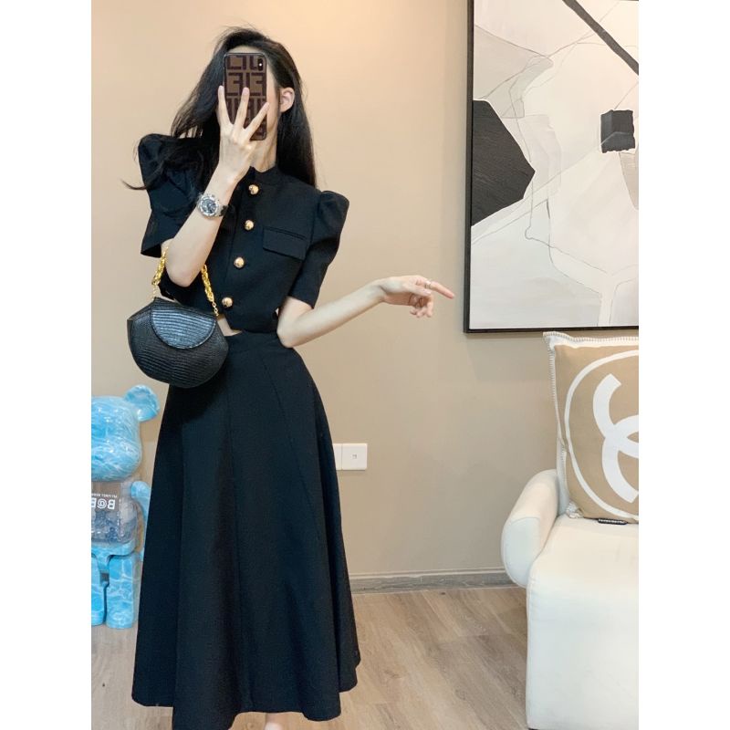Xiaoxiangfeng Hong Kong flavor high-grade sense sweet light familiar style design sense minority all-inclusive thin women's suit skirt two-piece set