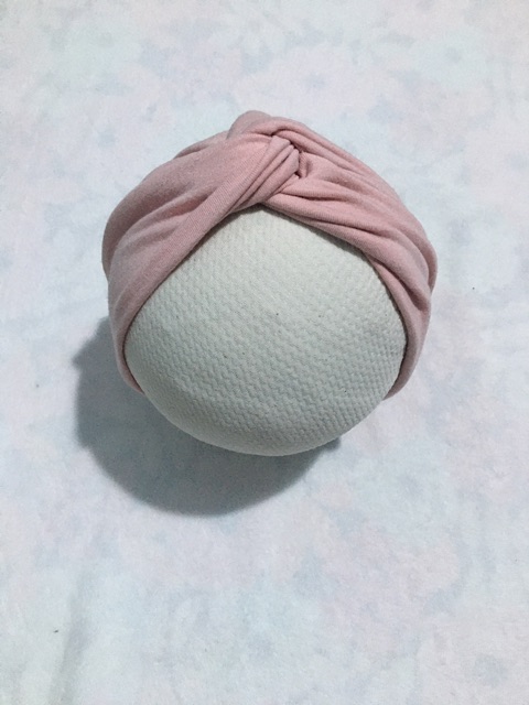 Mũ turban cho bé gái: màu hồng vỏ đỗ