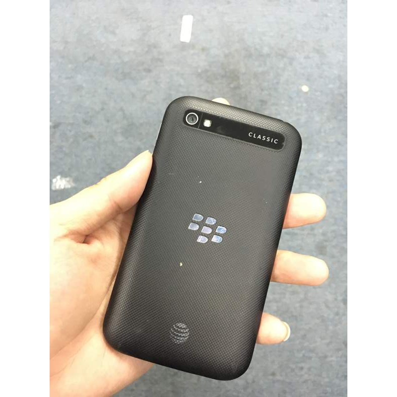 Điện thoại Blackberry Classic Q20 - hình thức 95% giá rẻ cho anh em trải nghiệm
