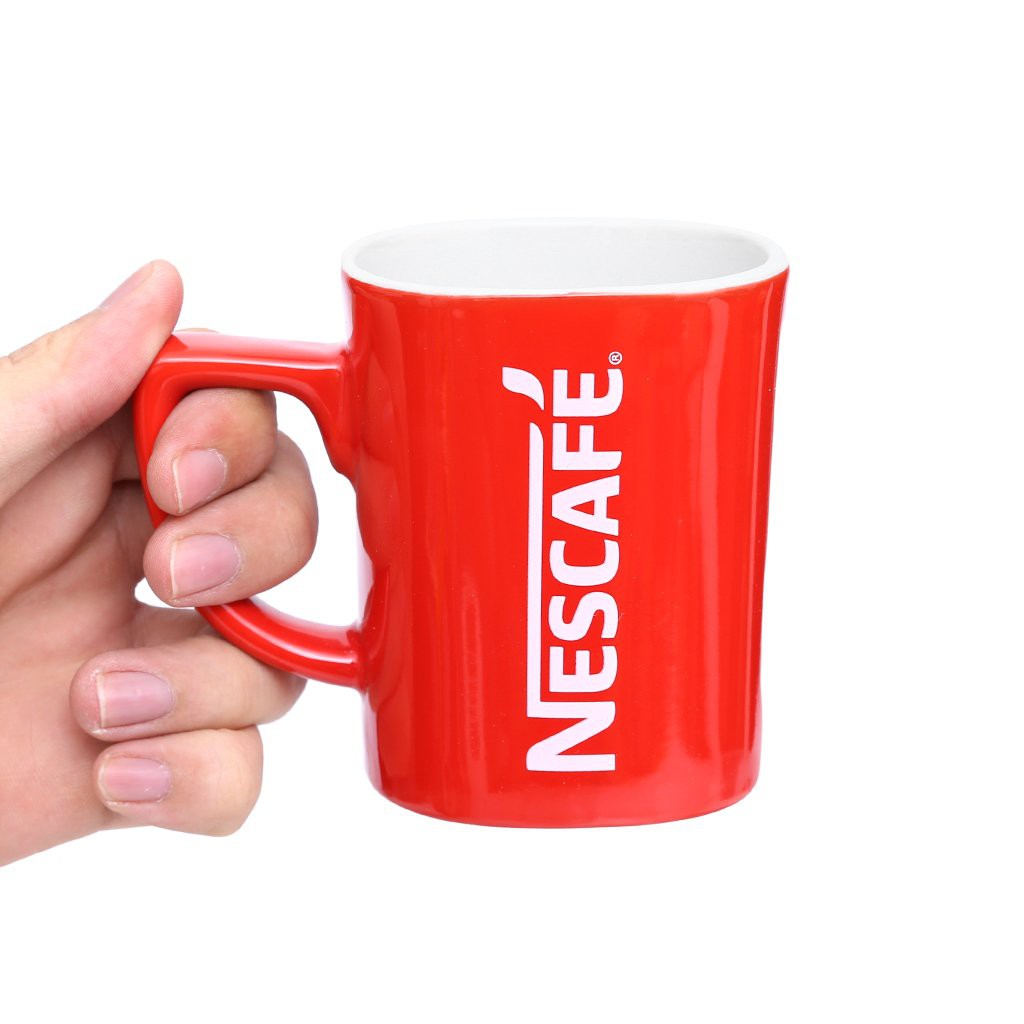 Hộp quà Tết Phát Lộc: NESCAFÉ 3in1 Cà phê hòa tan Đậm đà hài hòa Với Ly Sứ Nescafe