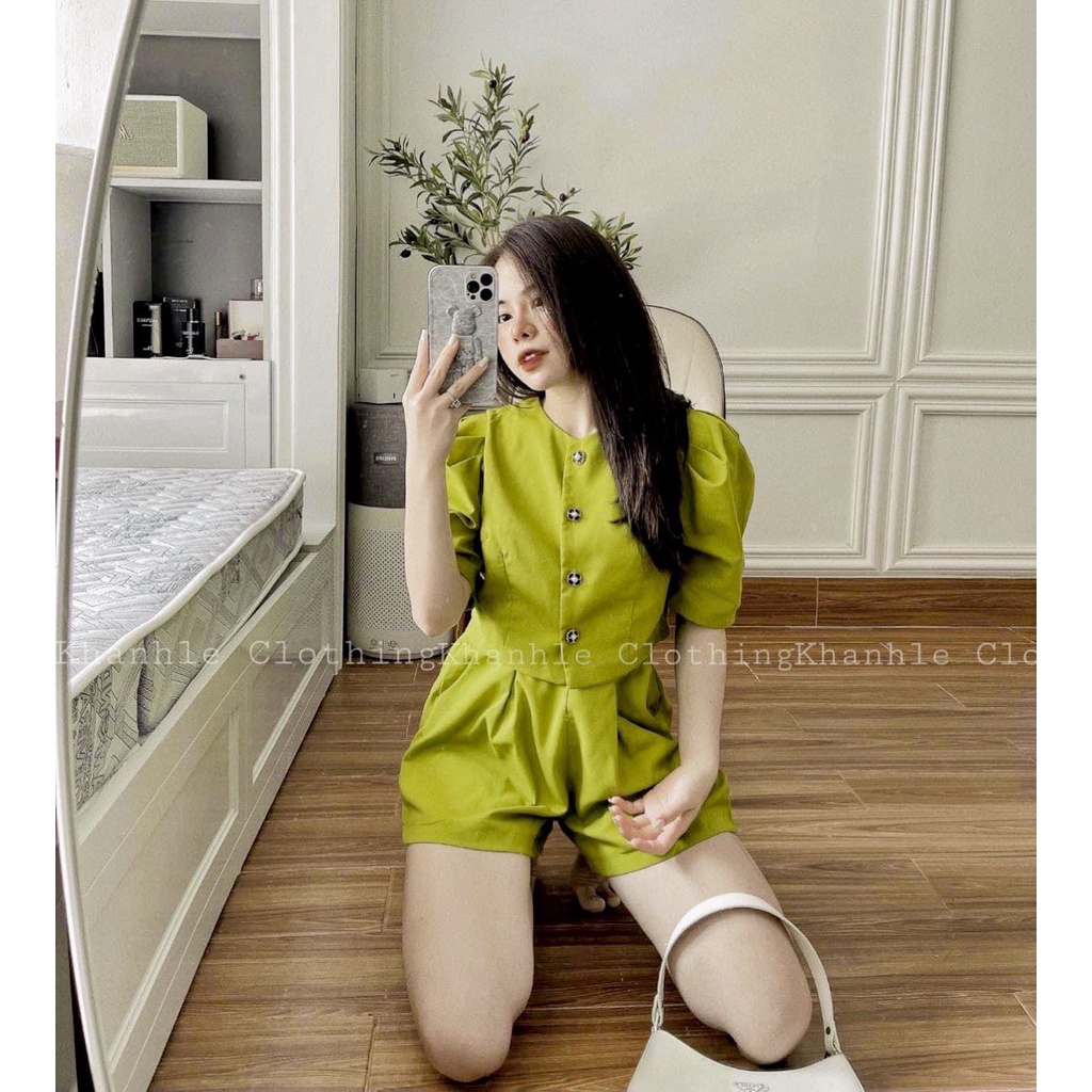 Set sơ mi xanh cốm cổ tim quần short đùi DN367