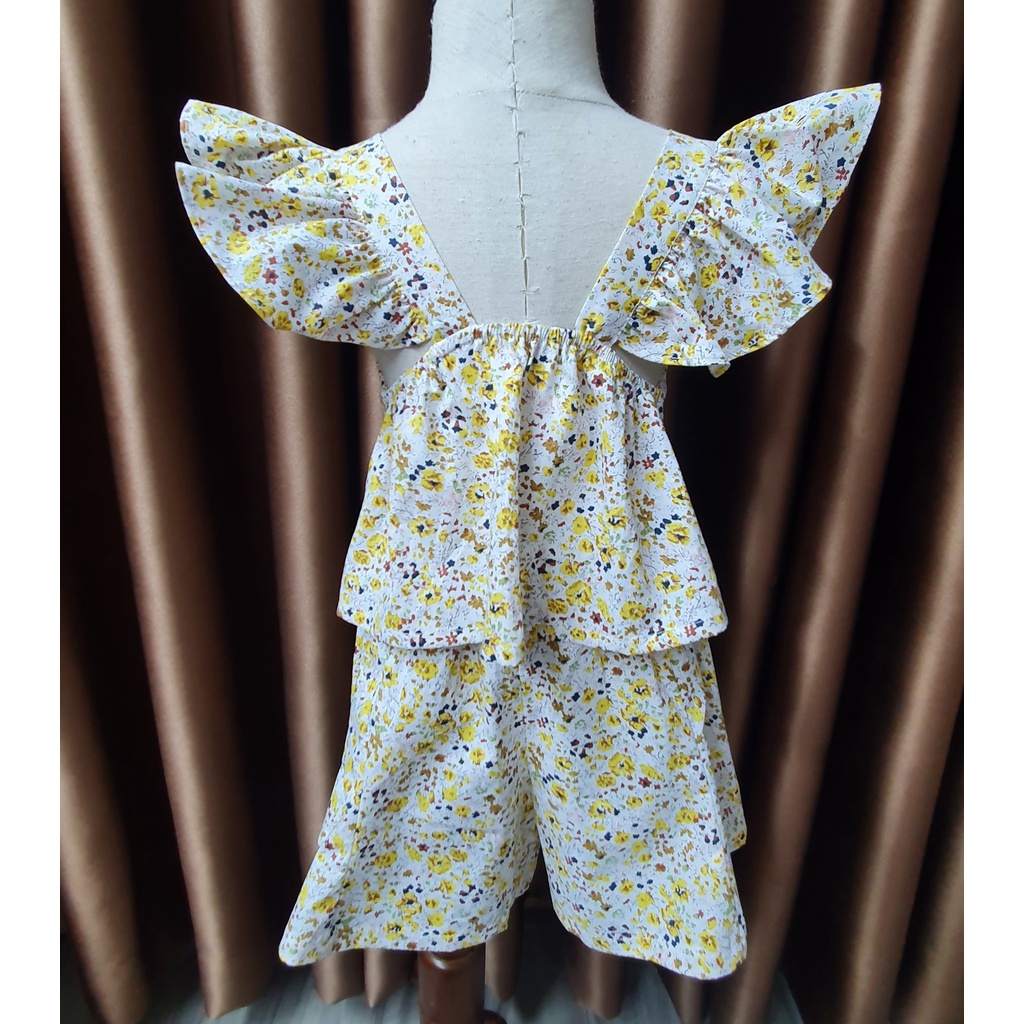 Set áo hai dây sát nách kèm quần hoa nhí cho bé gái dễ thương made in Korea thời trang trẻ em Hàn Quốc BABYKOREA