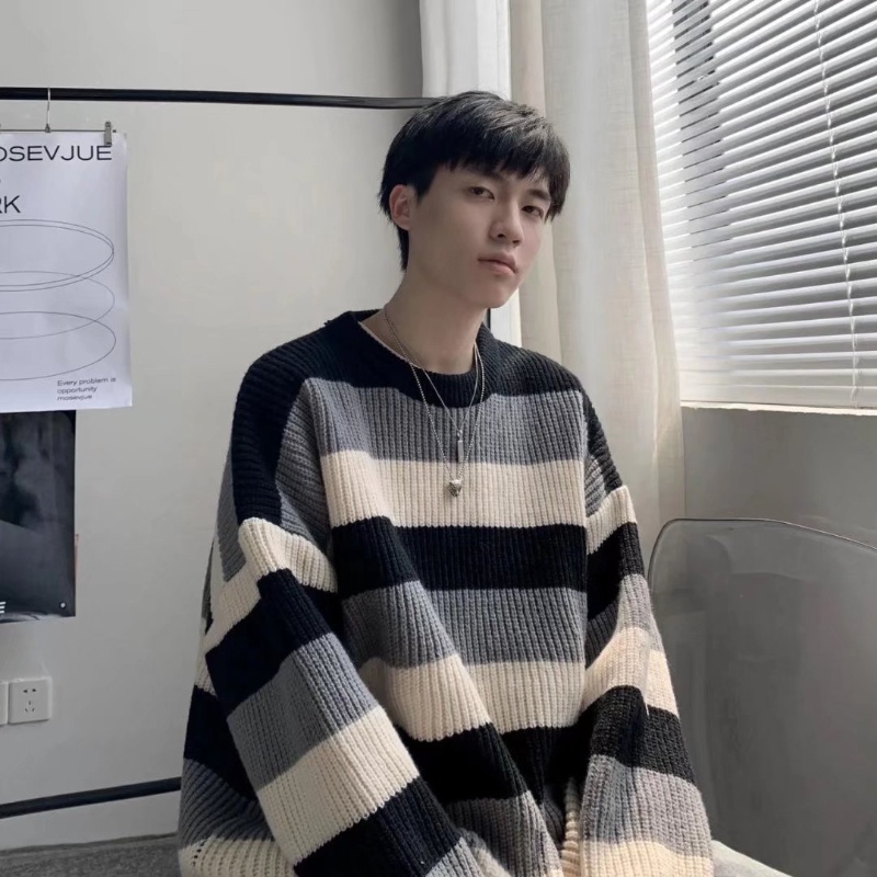 Áo sweater cổ tròn dáng rộng kẻ sọc màu sắc thời trang thu đông cho nam