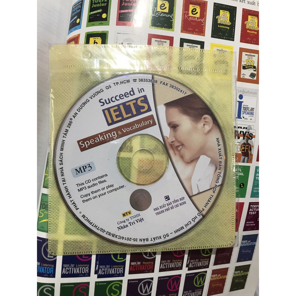 Sách-Suceed In IELTS Speaking & Vocabulary (Kèm CD)