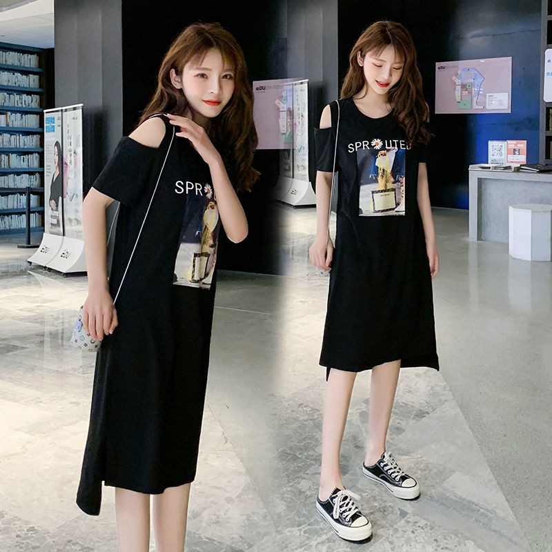 chân váy boho✔Váy lệch vai nữ 2021 mùa hè mới áo thun trung dài in phun trực tiếp màu đen mỏng xẻ cổ tròn cotto