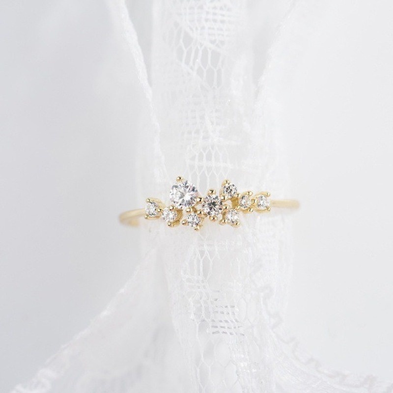 Multi-size Women Rhinestone Diamonds Ring/ Metal Alloy Rings/ Minimalist Zircon Golden Ring/ INS Elegant Golden Zircon Finger Rings/ Fashion Party Jewelry Gifts