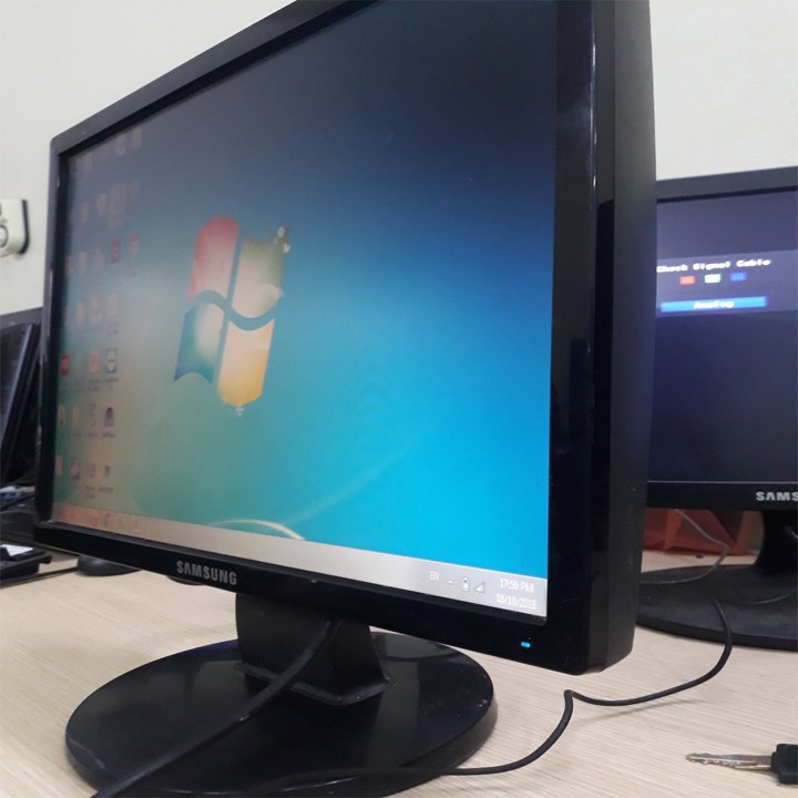 Màn hình máy tính samsung 17in