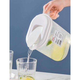ca nhựa đựng nước 1800ML