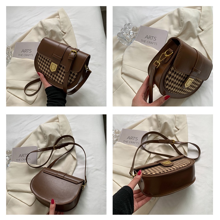 Túi nữ họa tiết kẻ khóa vuông- MA315