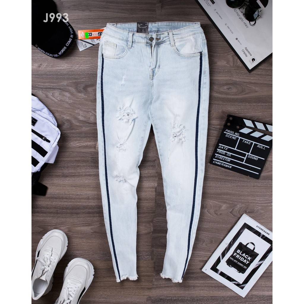 Quần jean nam cao cấp rách gối in chữ co giãn chất bò mẫu mới nhất AHFASHION | BigBuy360 - bigbuy360.vn