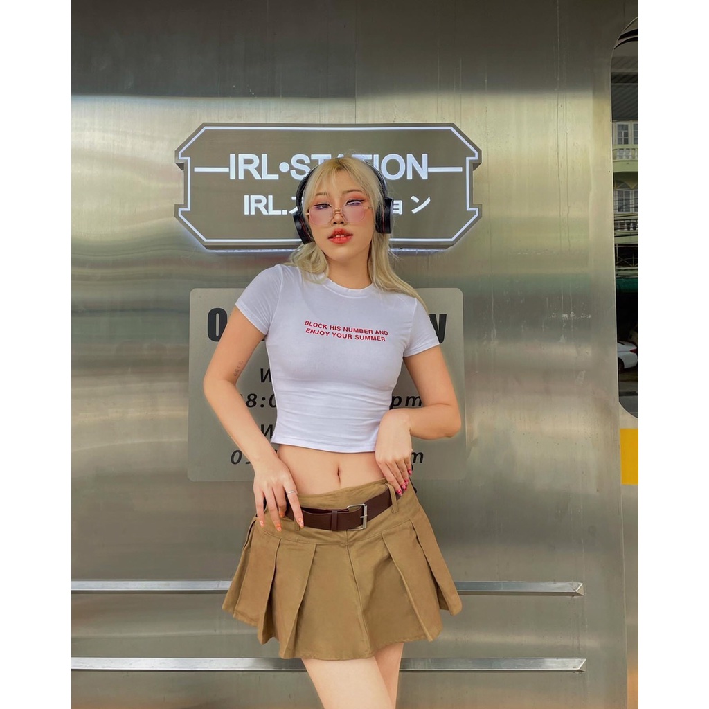 ÁO THUN CROPTOP NỮ IN CHỮ NUMBER ĐƠN GIẢN 2 MÀU ĐƠN GIẢN CÓ FREESIZE <72KG