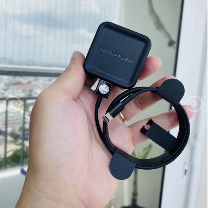 Harman Kardon 2.3A - sạc nhanh cho điện thoại iPhone và máy tính bảng iPad