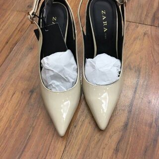 Giày cao gót mũi nhọn Zara Auth