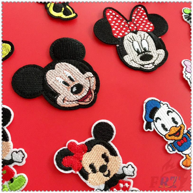 Set 1 / 2 miếng vá quần áo hình chuột mickey / minnie / donald