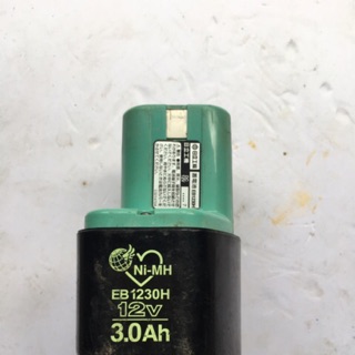 Pin hitachi 12v