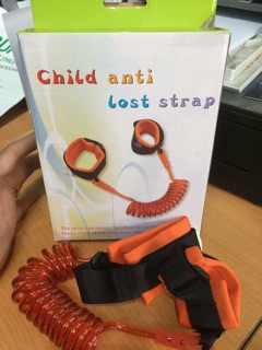 Dây dắt bé chống lạc