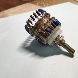 biến trở chiết áp volume 50k 100k loại biến trở bậc