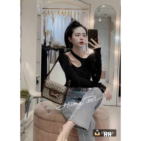 Áo thun tay dài hở vai