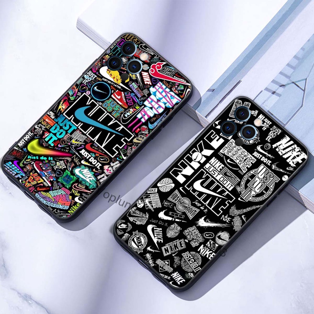 Ốp lưng Iphone 11 / 11 Pro / 11 Pro Max in hình thương hiệu thời trang đa sắc cá tính cạnh viền vuông