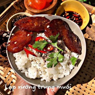 500gr Lạp Xưởng Trứng Muối