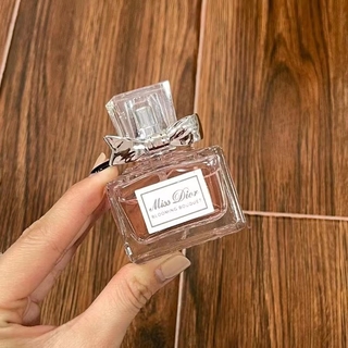 Bộ 4 Lọ Nước Hoa Dior Cao Cấp Sang Trọng | BigBuy360 - bigbuy360.vn