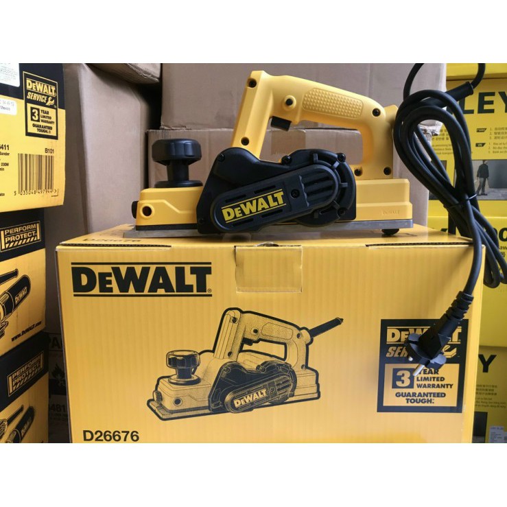 Máy bào cầm tay DeWalt D26676