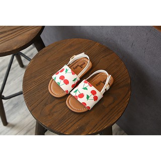 Sandal dứa, cherry