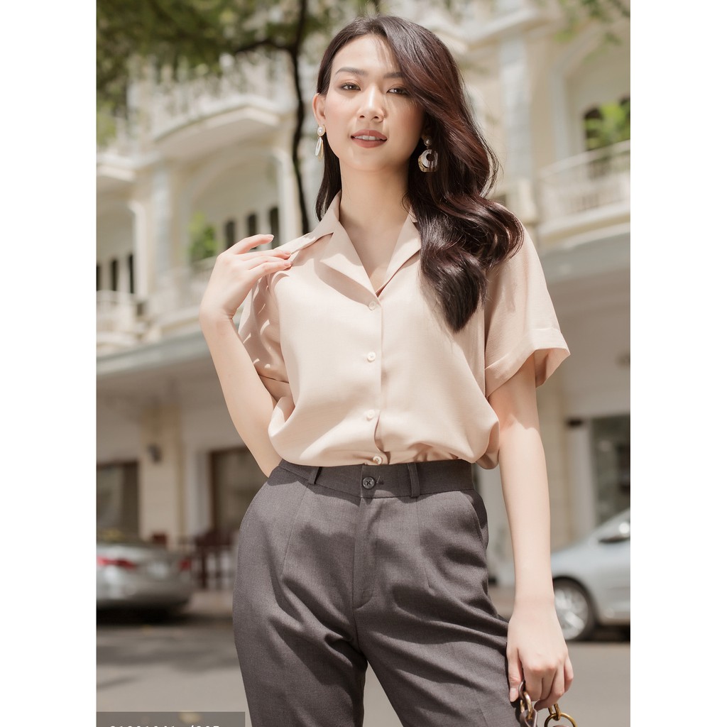 Sơ Mi Tay Ngắn, Áo Sơ Mi Nữ Cổ Vest Màu Nude Da ( Be ) Màu Hot Của Năm, Thời Trang Công Sở Đẹp.