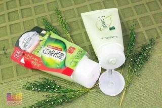 Sữa rửa mặt trà xanh nhật