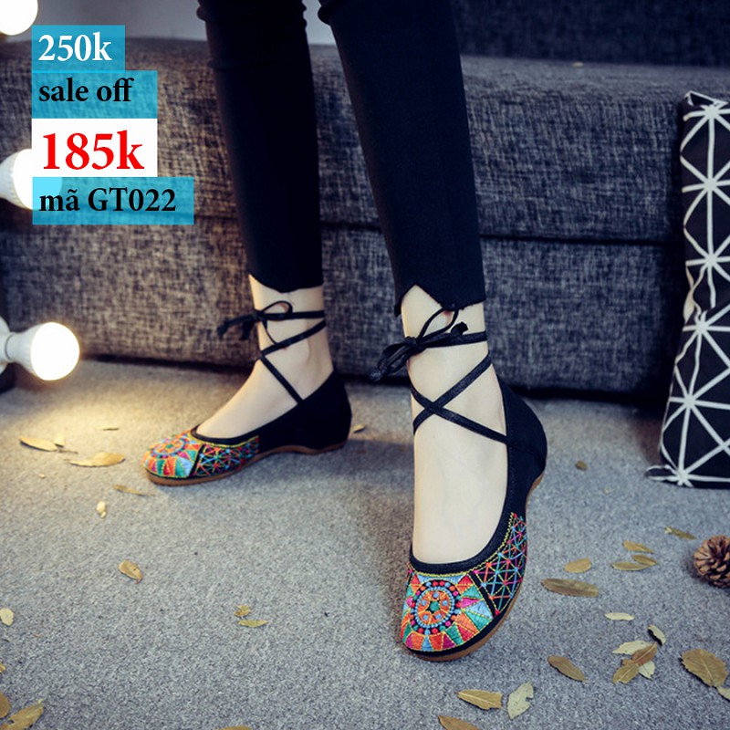 Giày thêu thổ cẩm cột dây đế thấp GT022