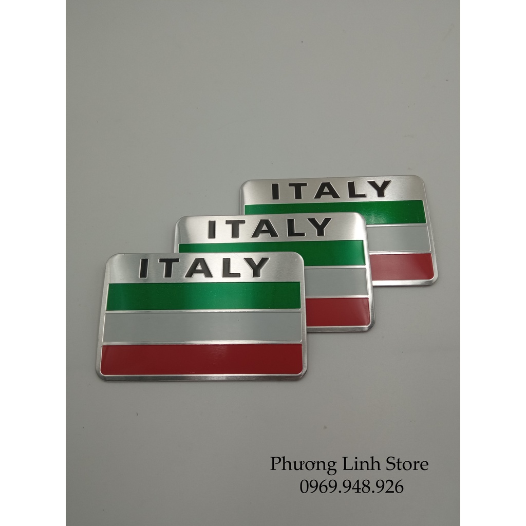 Tem nhôm dán xe oto cờ Ý sticker cờ Italya hình chữ nhật 3 sọc