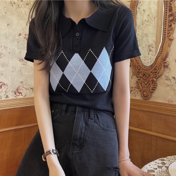 ÁO LEN CỔ BẺ CROPTOP HỌA TIẾT HÌNH THOI MÀU XANH PHONG CÁCH DỄ THƯƠNG