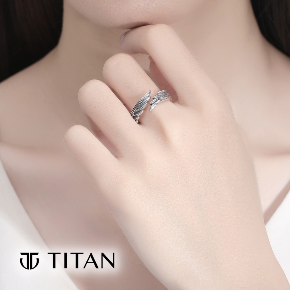 Nhẫn nam nữ họa tiết đôi cánh, nhẫn titan thời trang unisex freesize không gỉ màu bạc hiphop cá tính Titan shop