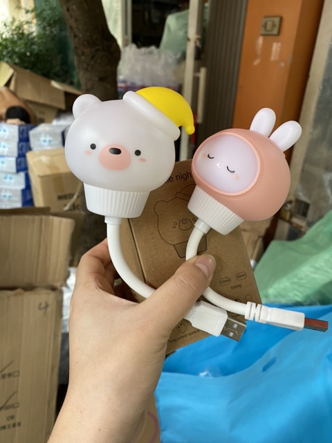 ĐÈN NGỦ CHUI USB GẤU THỎ HOTHIT