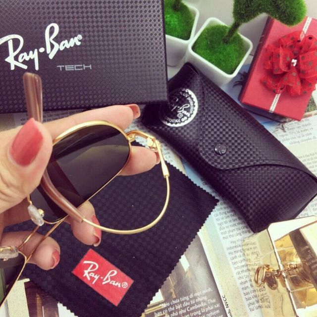 Kính rayban gọng dẻo