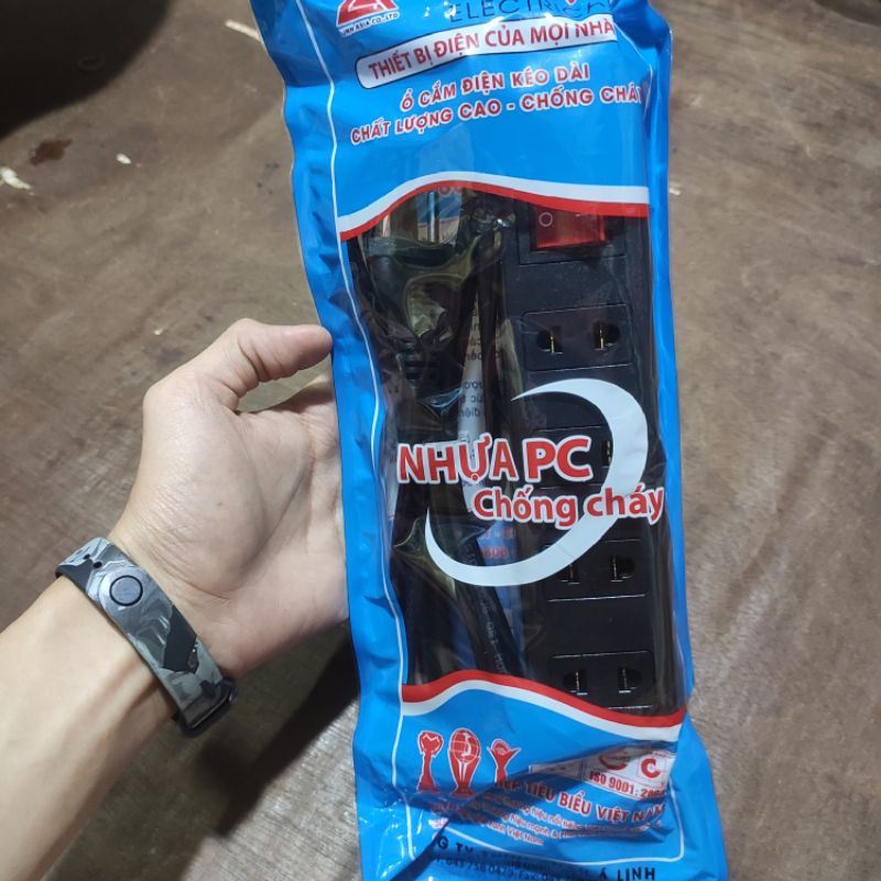 Ổ cắm 4 ổ kéo dài Nival 2200W🌟Nhựa PC chống cháy, có công tắc đèn loại tốt 16A🌟