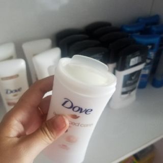 Lăn khử mùi Dove dành cho nữ dạng sáp
