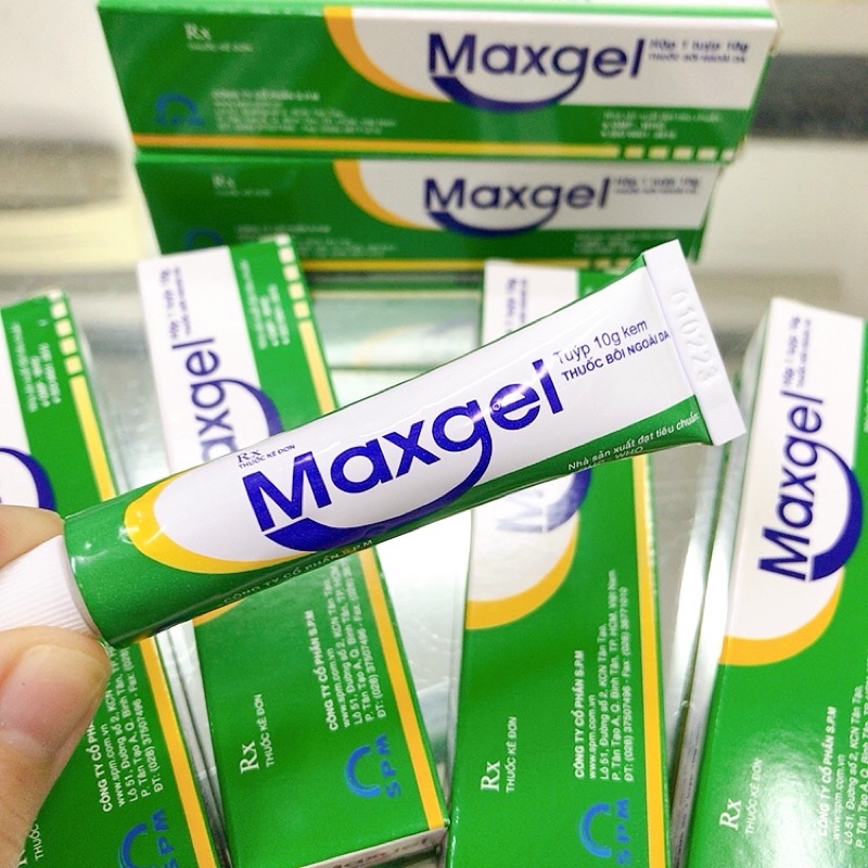 Tuýp bôi max-gel bôi n ấm ng ứa da tay da chân