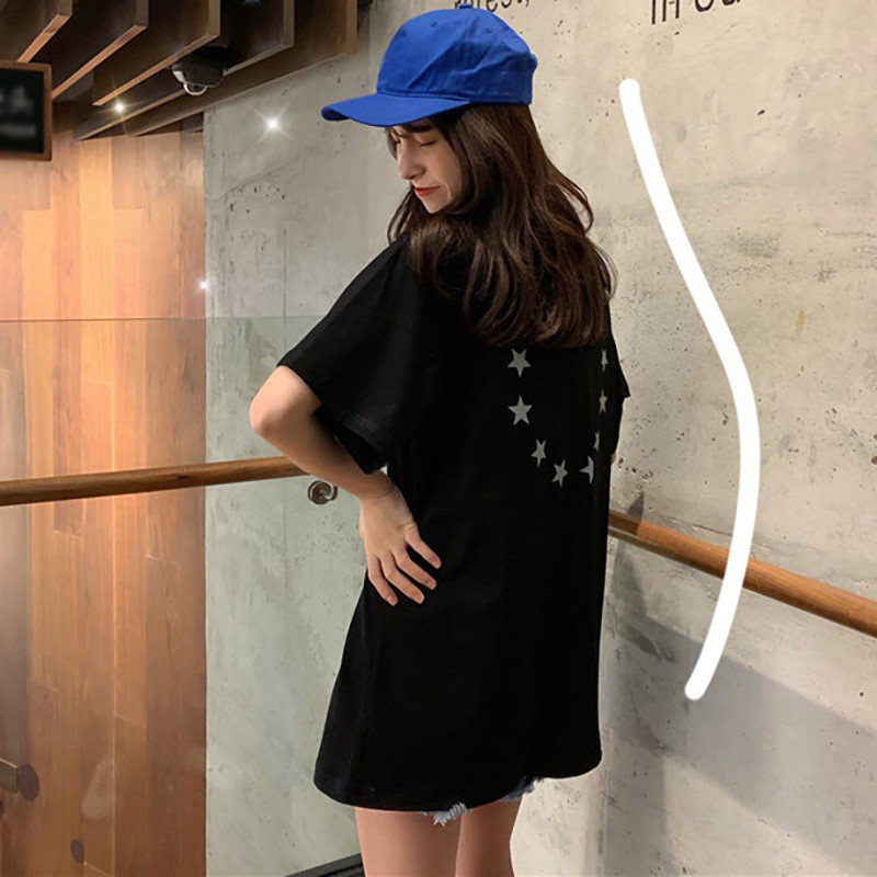 Áo thun cổ tròn hoạ tiết chữ và ngôi sao phản quang